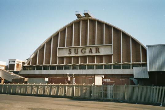 Zuckerlagerhalle im Hafen